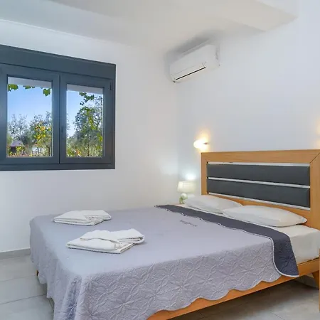 Scandia Villas Potos Exterior photo